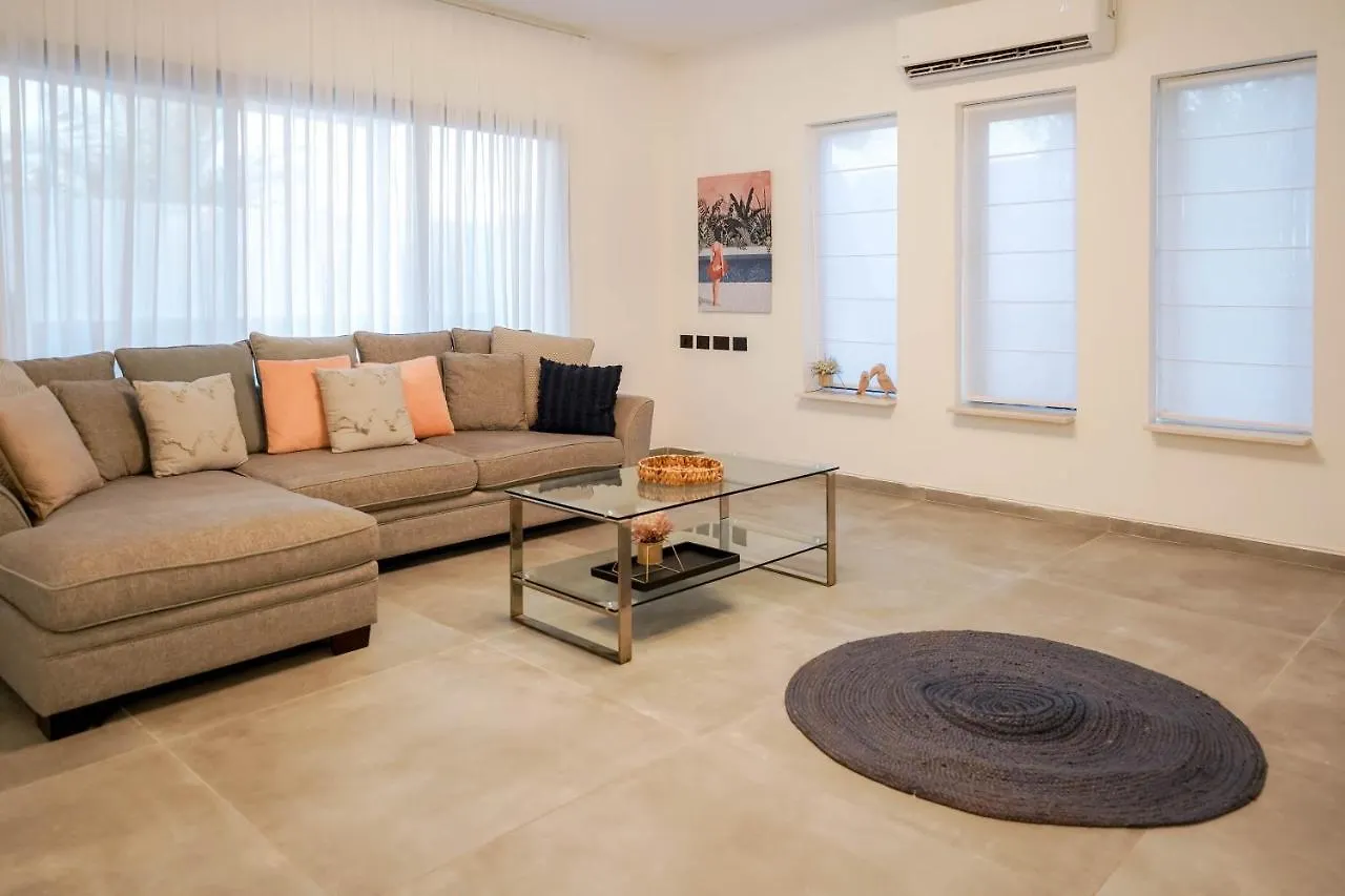 וילה רוני בריכה מחוממת Villa Roni Heated Pool Eilat 0*,  Israel